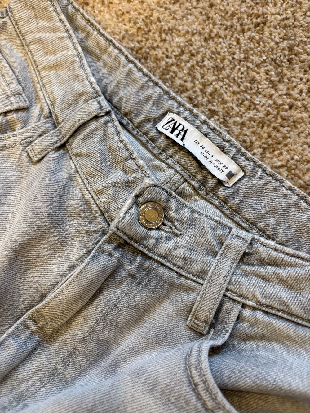 Zara Light Gray High-Rise Women's Jeans